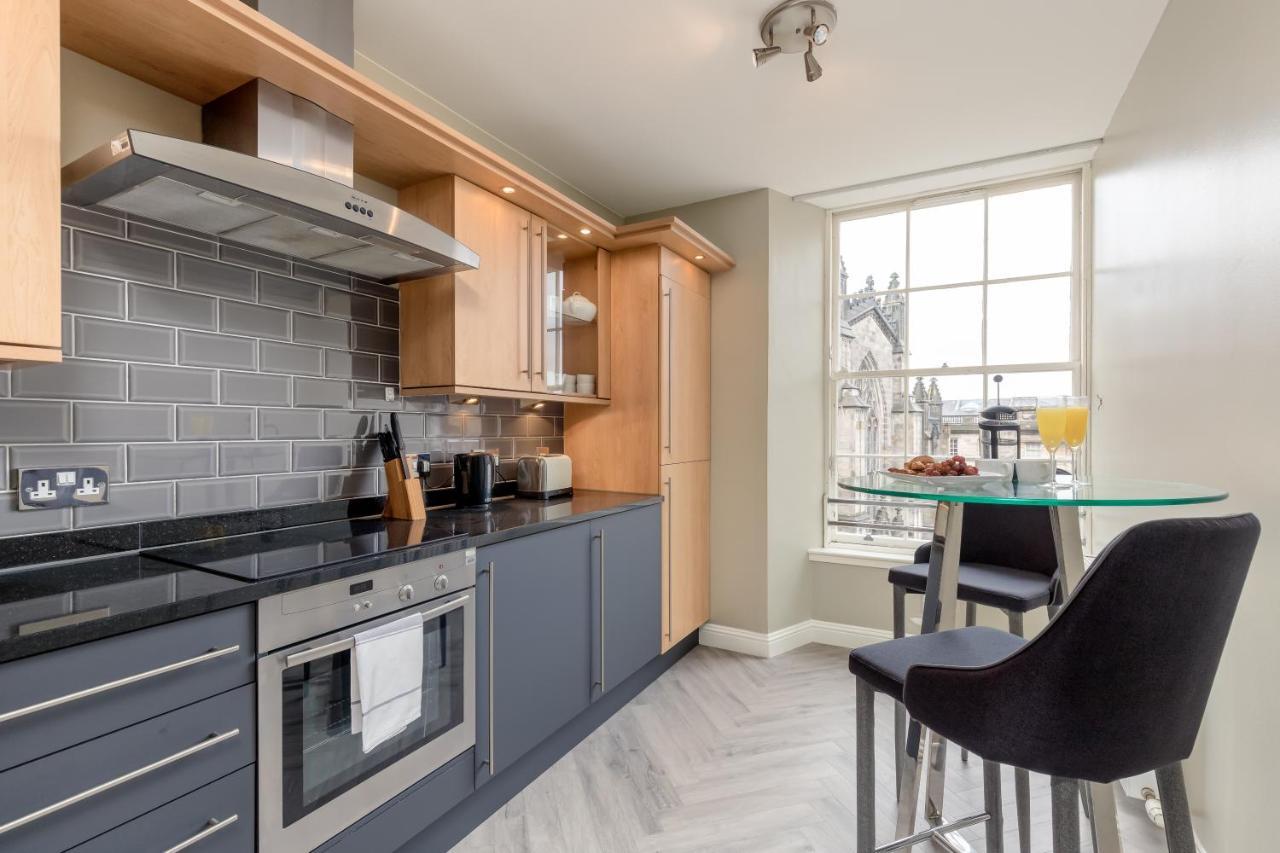 Royal Mile Apartments By Joivy Edimburgo Exterior foto